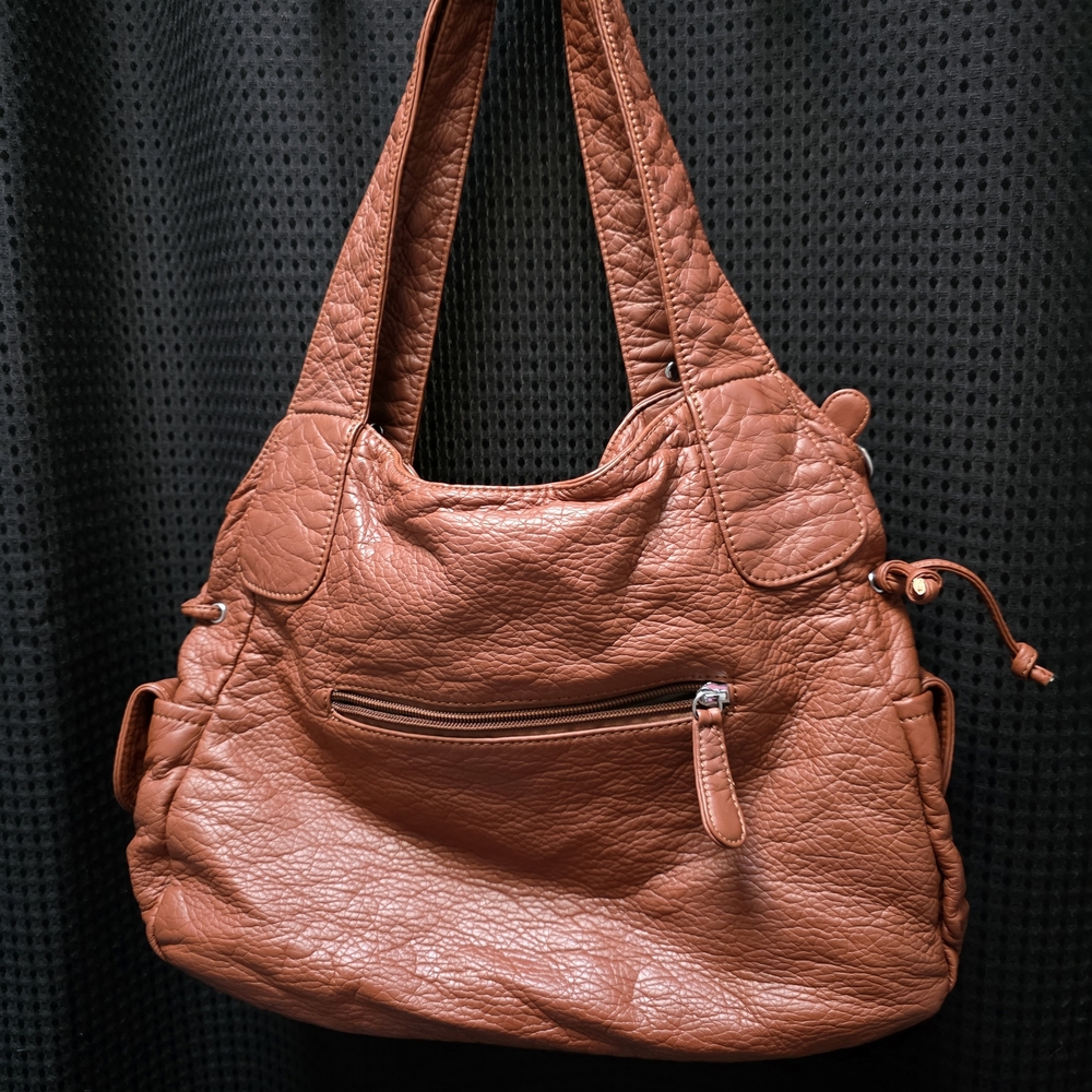 Angel Kiss Brown Handbag - Picture 6 of 12